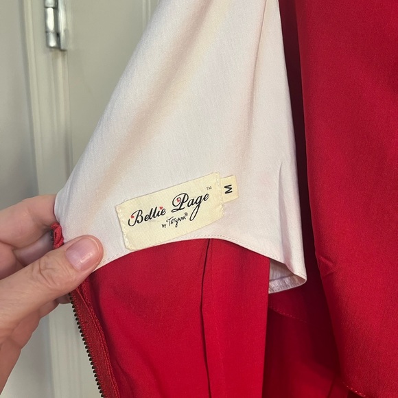 Red party dress - Picture 4 of 6